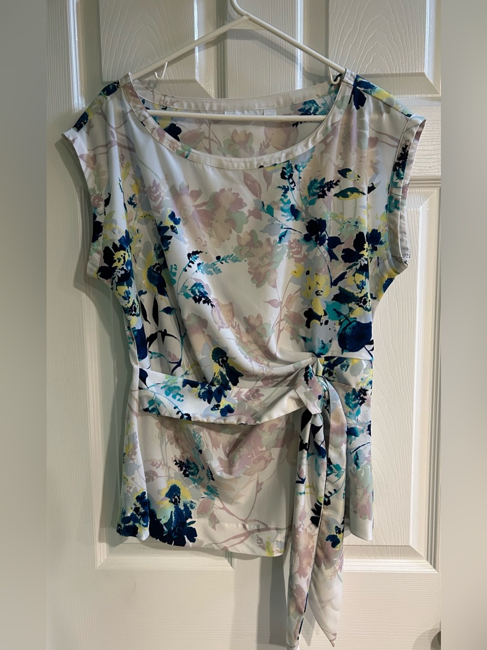 New York & Company Floral Printed Side-Tie Blouse Women’s Size Large
